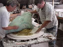 Het loshalen van de rubberen mal wordt makkelijk gemaakt door voorbehandeling met Elastos lossing.
